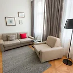 Vladislav City Centre Apartments
