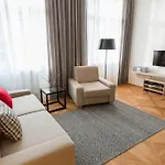 Vladislav City Centre Apartments